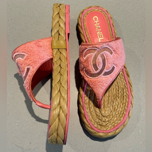 WB Chanel pink terry cloth and raffia sandals size 38 - Picture 6 of 16